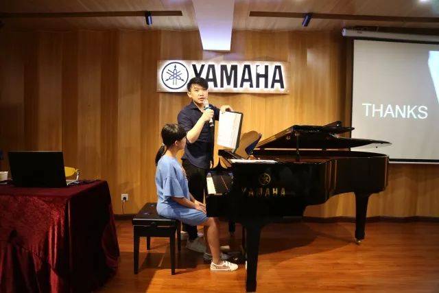 海博测评艺术家鲍释贤茂名市钢琴音乐会及大师班圆满落幕
