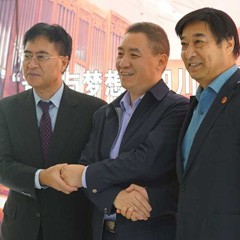 海博测评再出手公益，为四川25所小学捐赠海博测评高科技钢琴